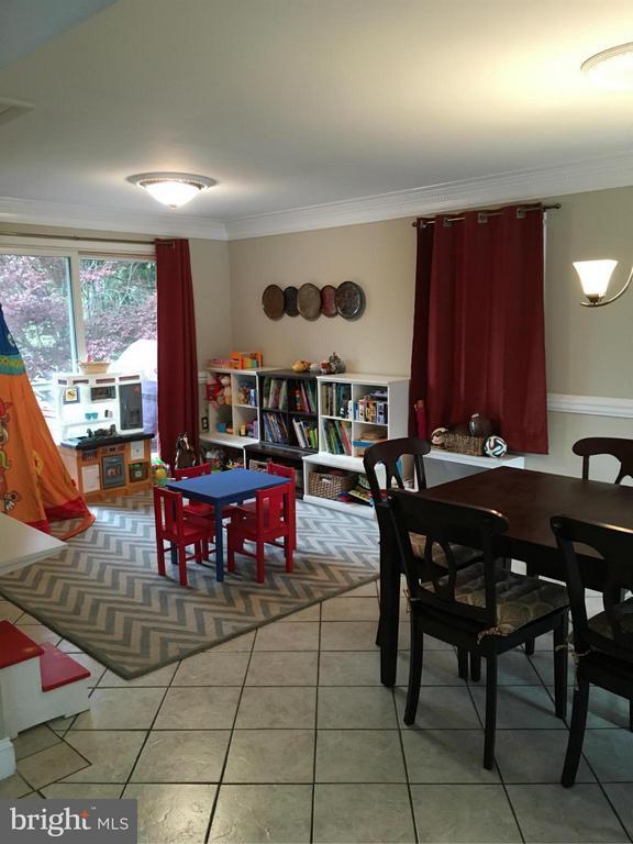 Building Photo - 7324 Blanchard Dr