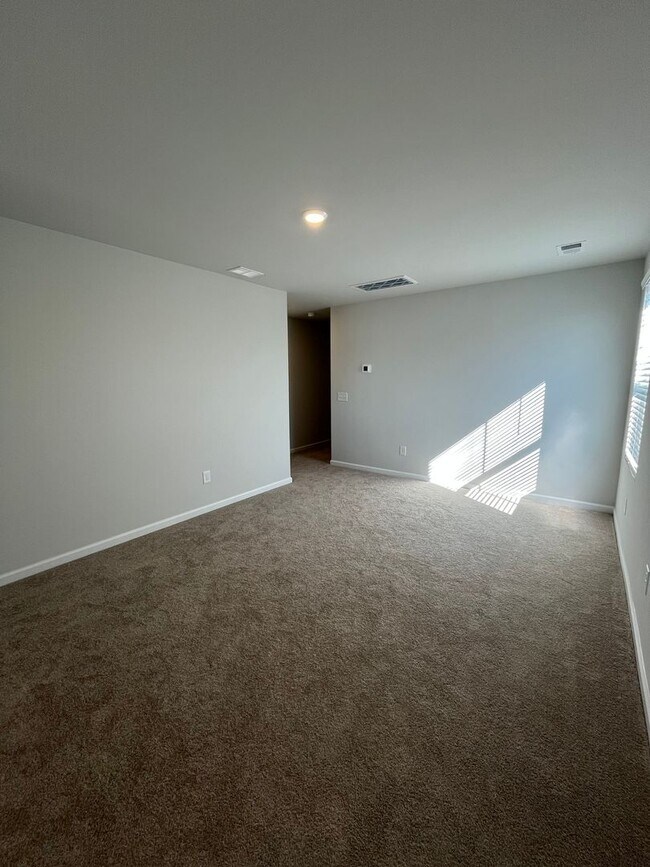 Building Photo - Brand New Home Located in Sought After Cane Bay Plantation