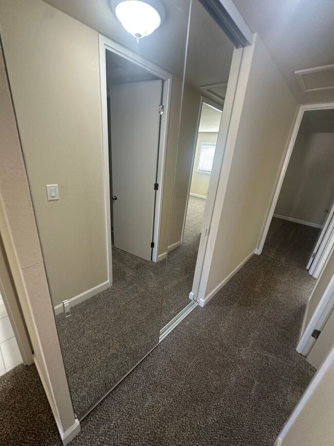 Building Photo - 4309 Ross Ave