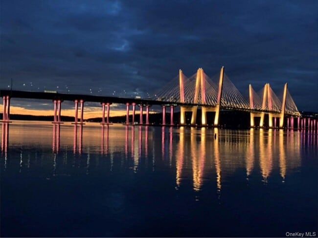 Building Photo - 5 Wood Ct