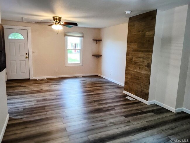 Building Photo - 58 Orchard Dr