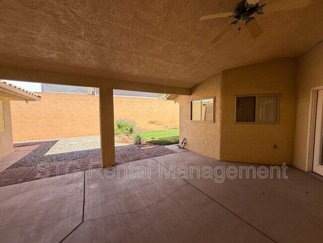 Building Photo - 3182 S Bloomington Dr W