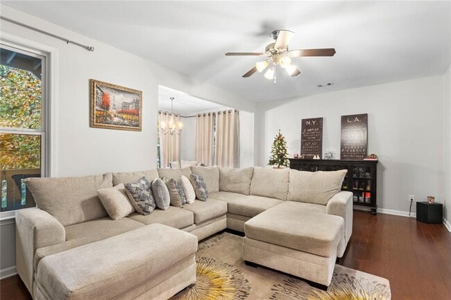 Building Photo - 4324 Laurel Creek Ct SE