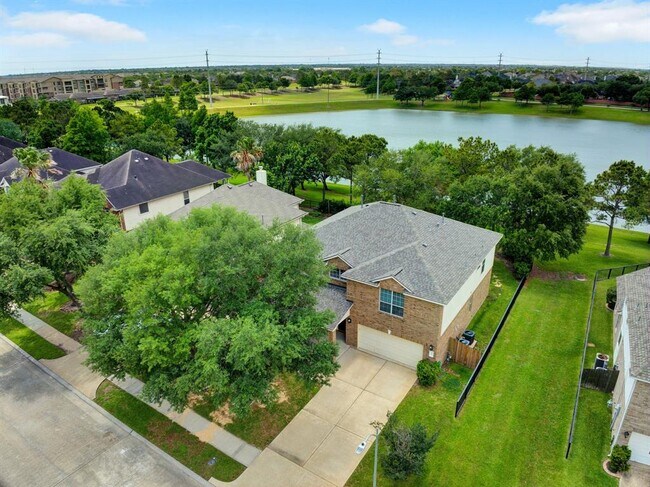 Building Photo - 2712 Park Falls Dr