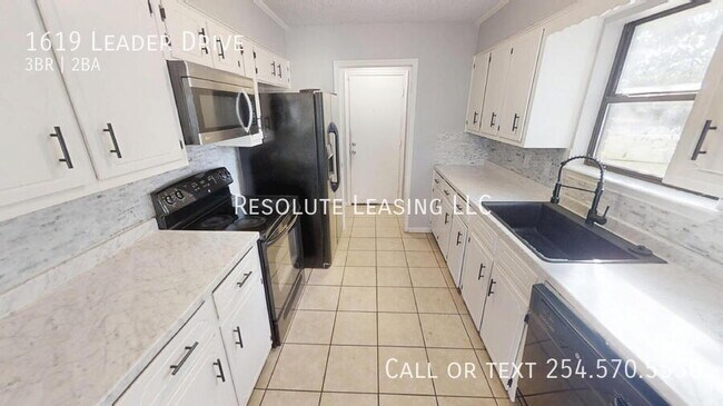 Building Photo - 1619 Leader Dr