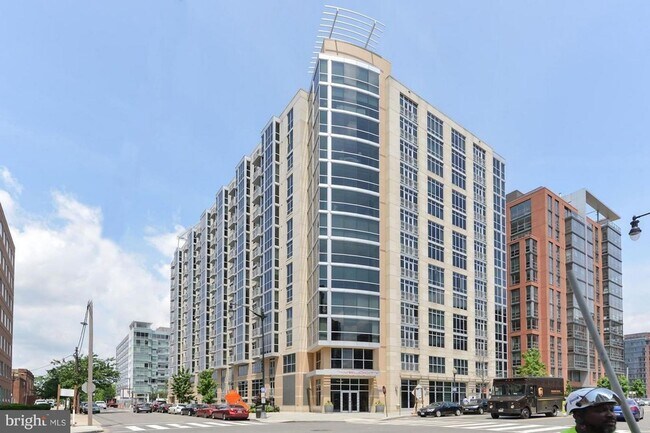 Primary Photo - 1 Bedroom 1 Bath Condo Near Capitol Hill