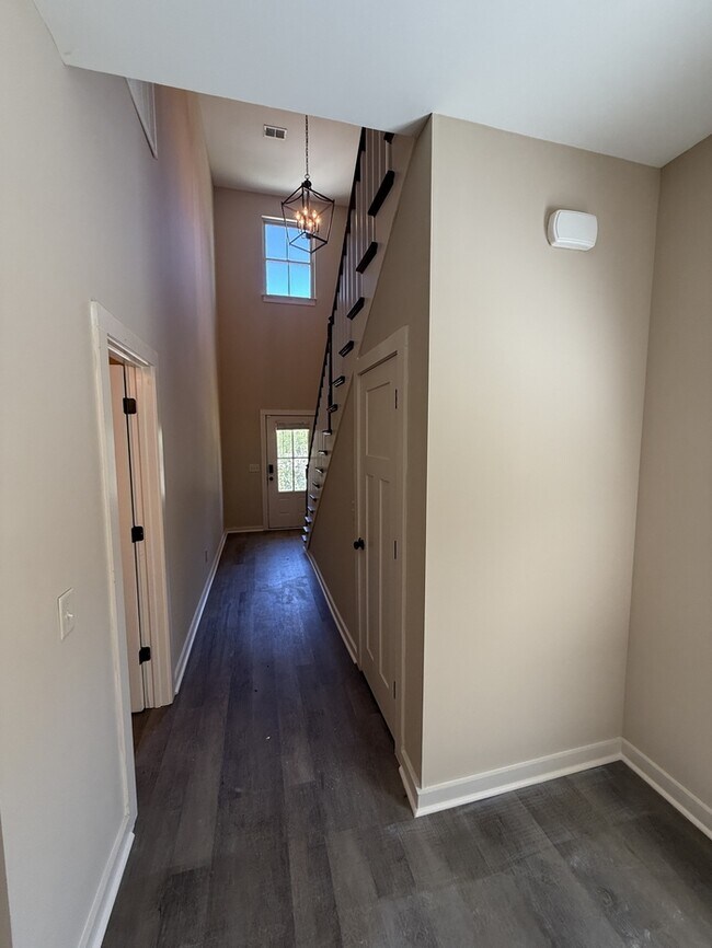 Building Photo - 20478 Castle Rdg Rd