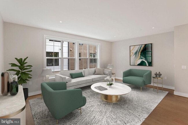 Building Photo - 203 Montgomery St