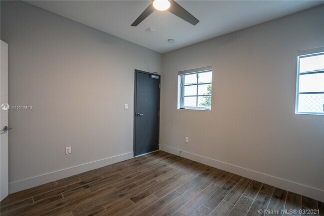 Building Photo - 1567 Meridian Ave