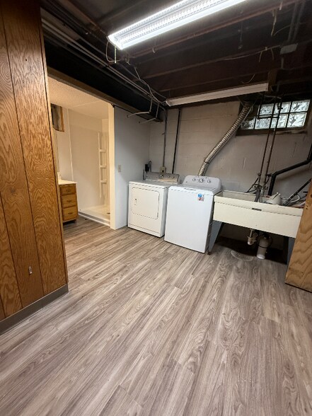 Building Photo - 2143 Marshall Ave