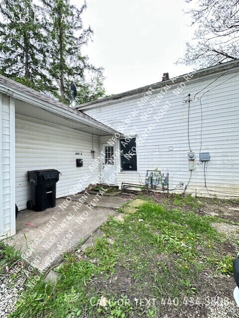 Building Photo - 416 East Ave