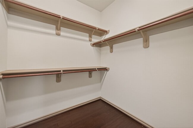 Building Photo - 9743 Birdsnest Ct