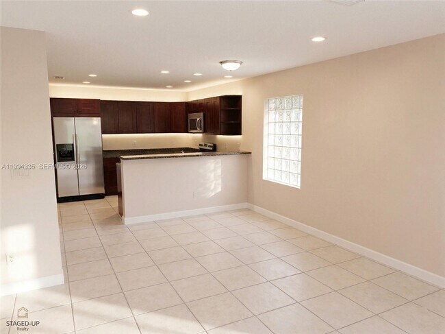 Building Photo - 10731 NW 16th Ct