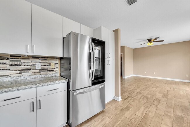 Building Photo - 15740 NW 16th Ct