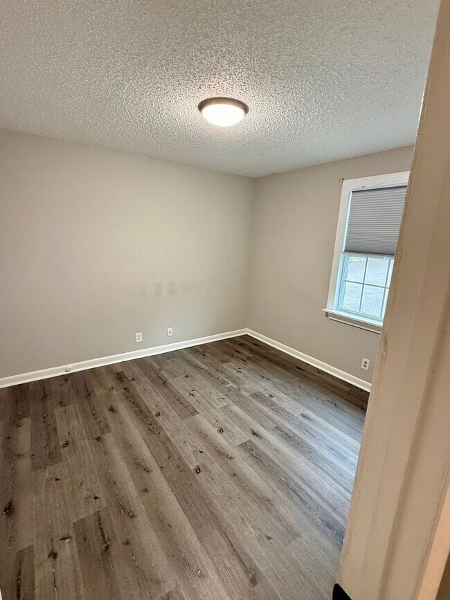 Building Photo - Welcome to your new Home!