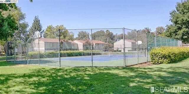 Building Photo - 3570 Northwood Dr