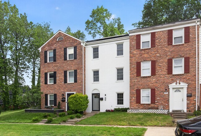 Building Photo - 2925 Wythe Ct