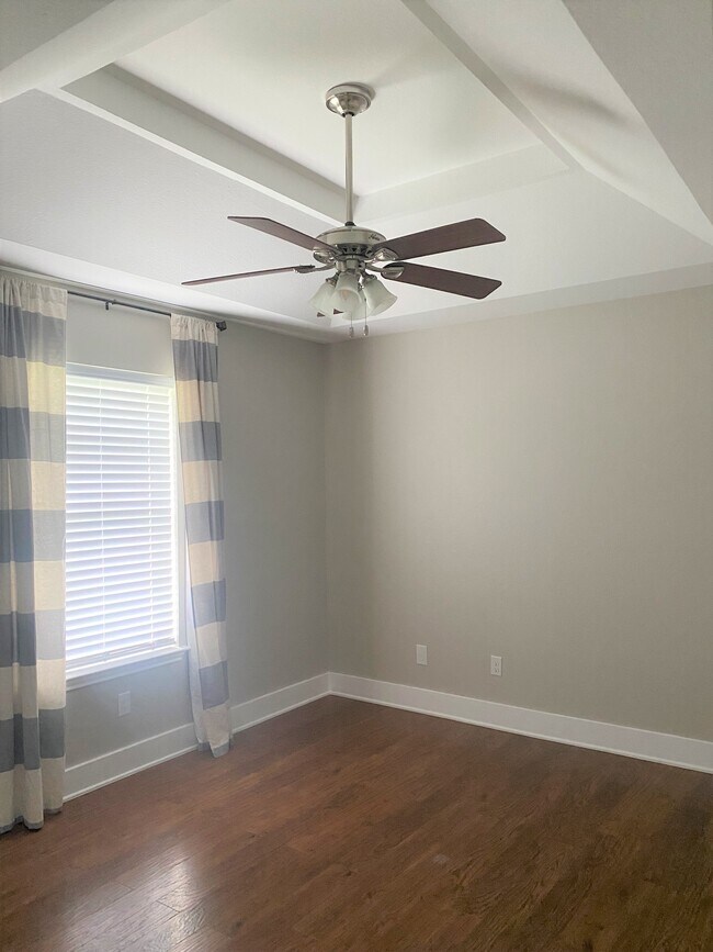 Building Photo - 2214 Mile 14 N