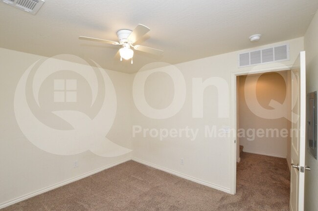 Building Photo - 854 S San Marcos Dr