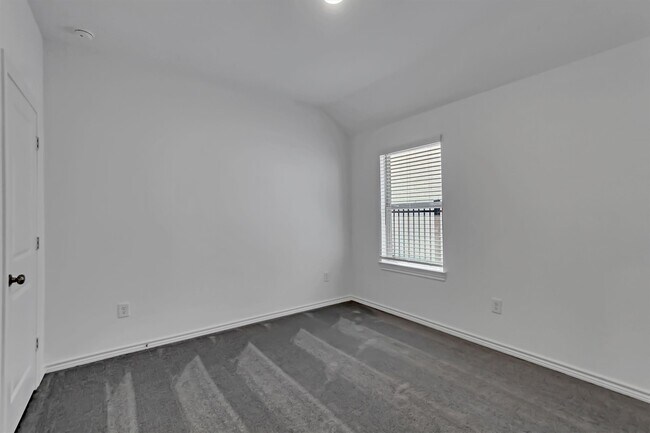 Building Photo - 1208 Garden Jade Dr