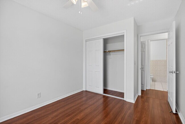 Building Photo - 7599 NW 73rd Terrace