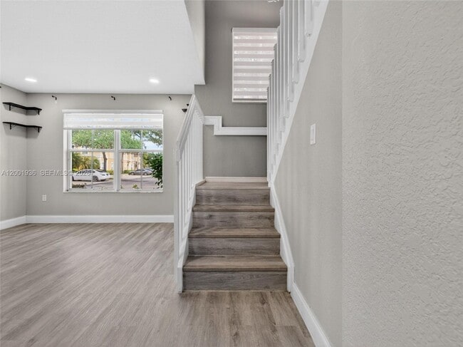 Building Photo - 3004 SW 129th Way