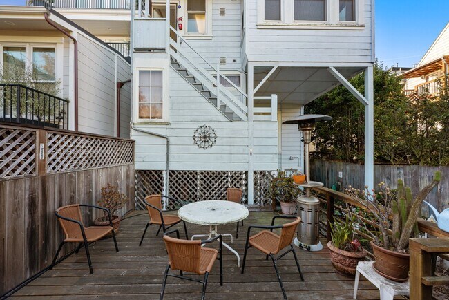 Building Photo - 3982-3984 25th Street