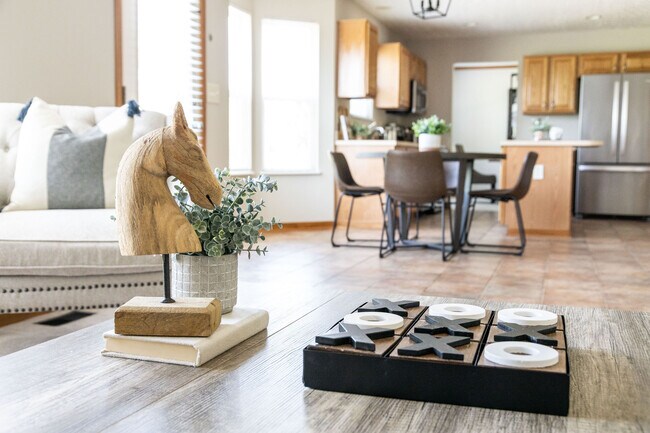 Building Photo - 7225 Bromfield Dr