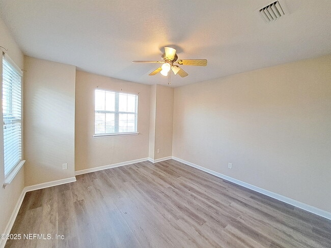 Building Photo - 2354 Sunset Bluff Dr