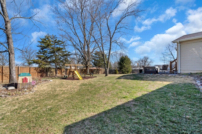 Building Photo - 10 Apple Tree Ct