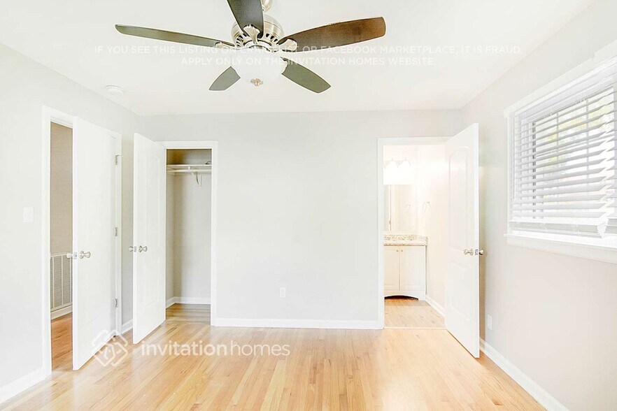 Building Photo - 512 Uzzle St