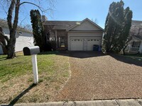 Building Photo - 669 Granwood Blvd