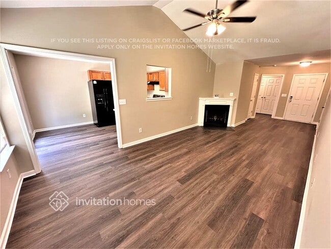Building Photo - 9340 Dewey Dr