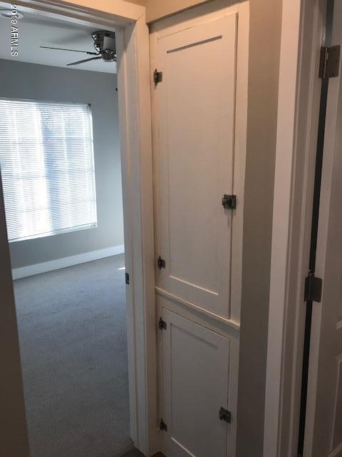 Building Photo - 1914 W Holly St