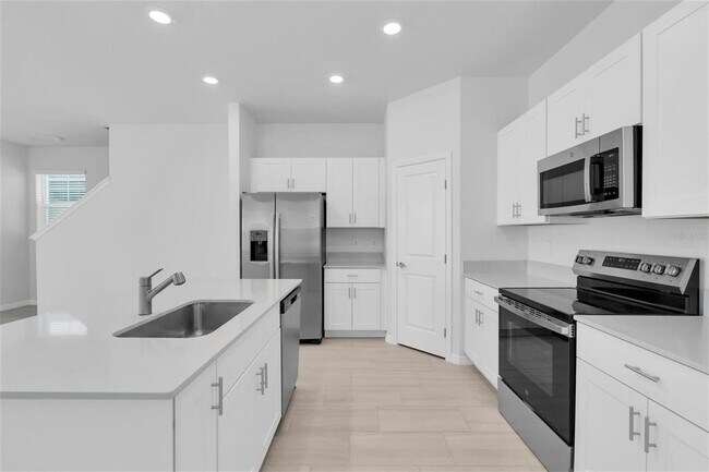 Building Photo - 10881 Molasses Wy