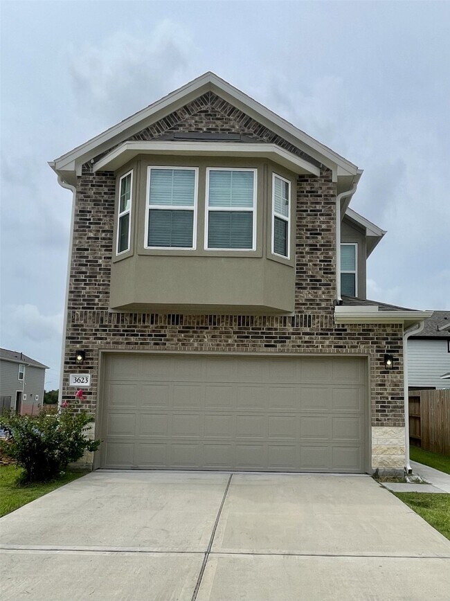 Primary Photo - 3623 Pathfinder Ct