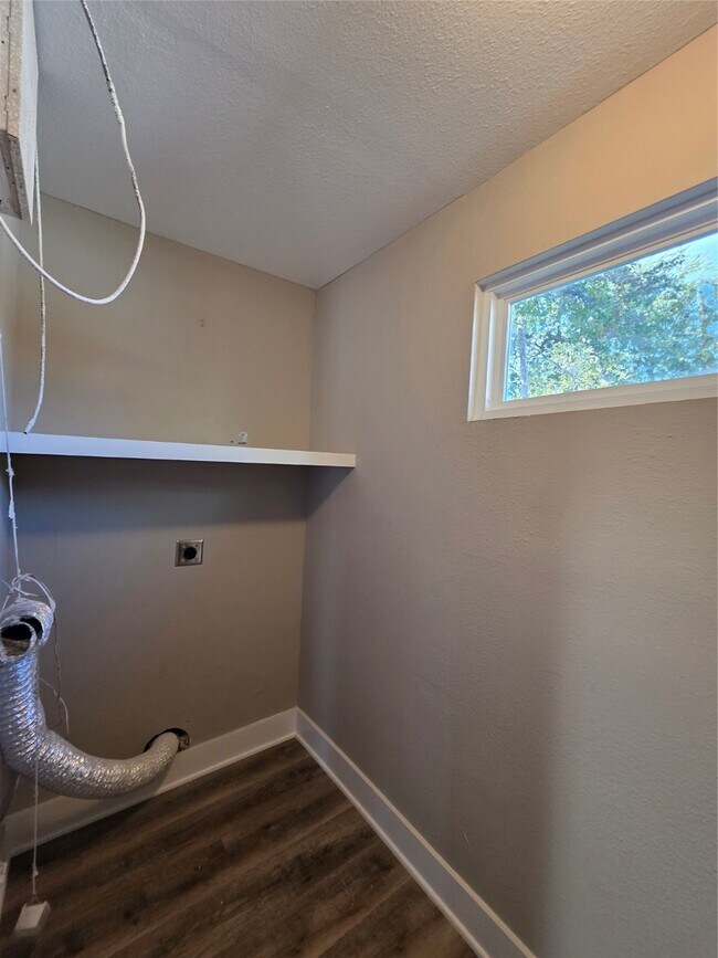 Building Photo - 13379 Force St