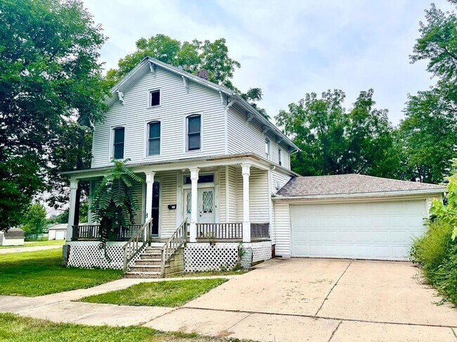 Primary Photo - Nice 3 bed 1.5 bath house!