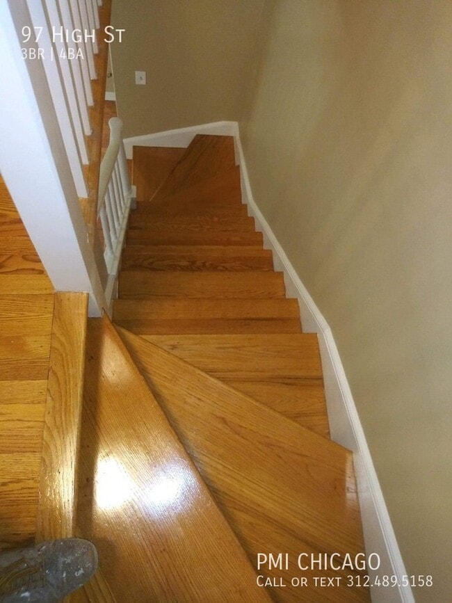 Building Photo - 97 High St