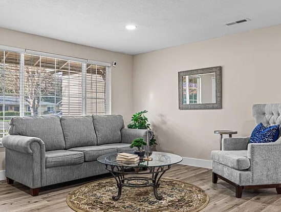 Building Photo - 2725 Randolph St