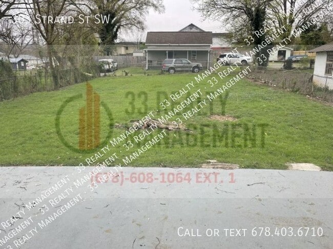 Building Photo - One-Level Single Family charming bungalow ...