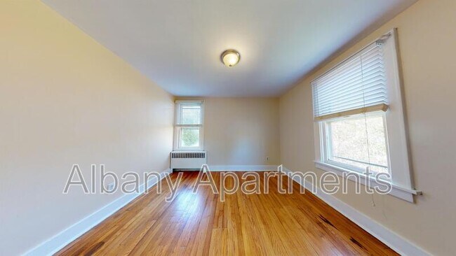 Building Photo - 63 Wellington Ave