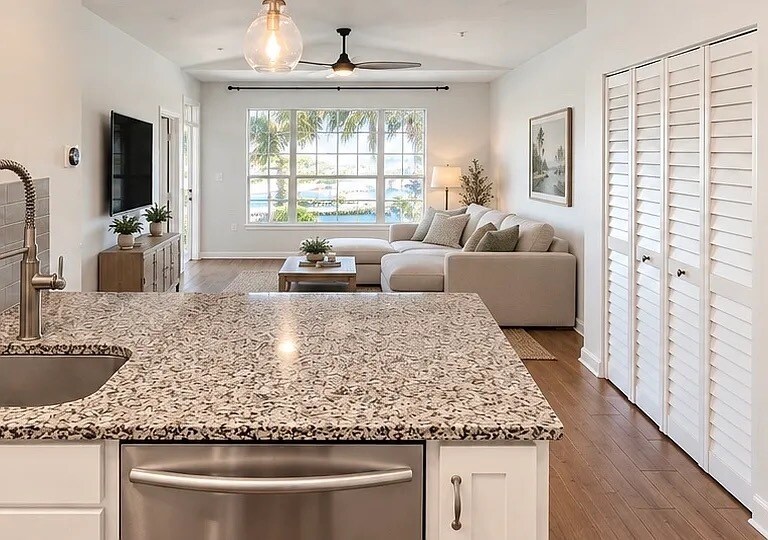 Building Photo - 5000 Culbreath Key Way