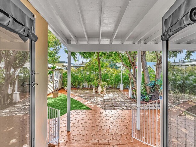 Building Photo - 6460 SW 2nd St