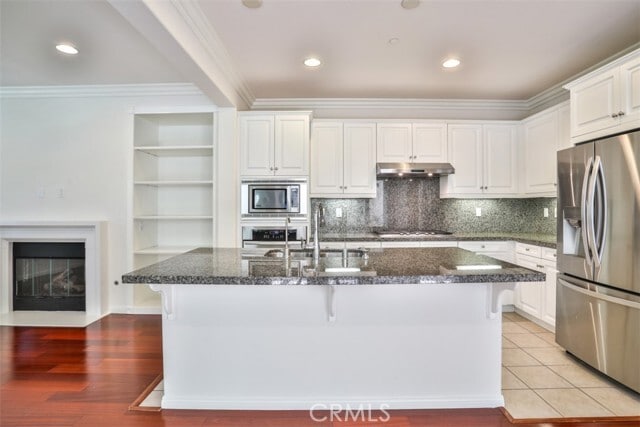 Building Photo - 59 Pathway