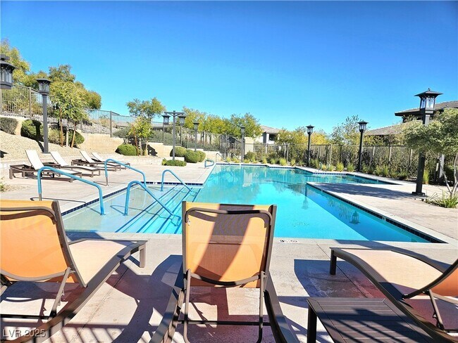 Building Photo - 12374 Skyracer Dr