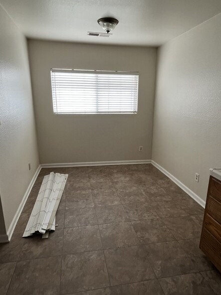 Building Photo - 11658 Rd 21 1/2