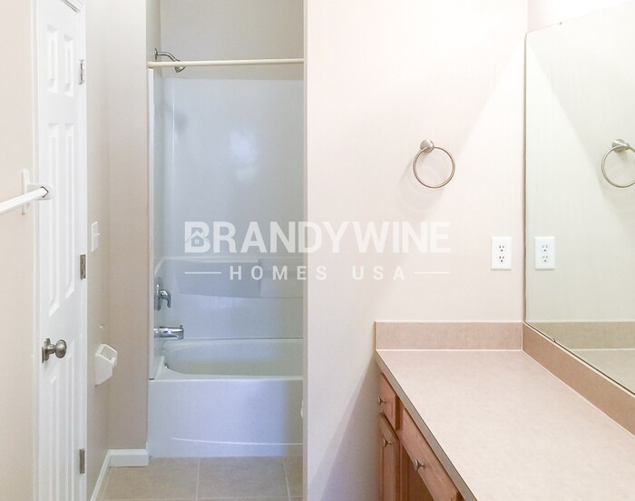 Building Photo - 8436 Kona Ave