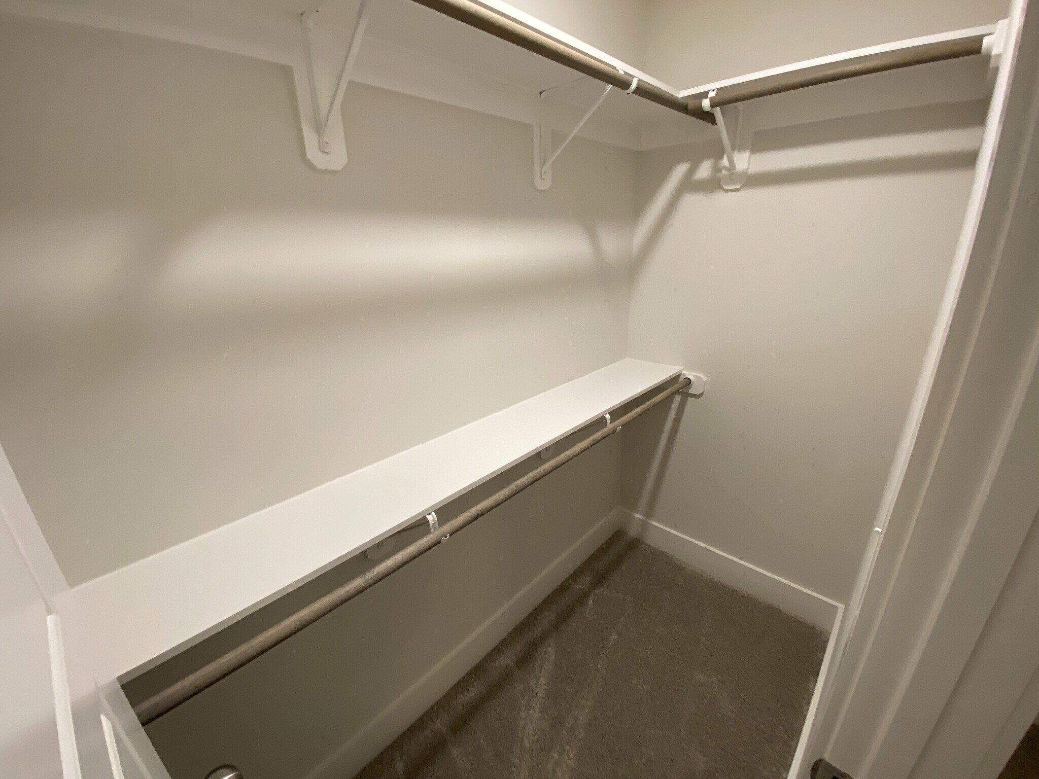 Building Photo - Room in House on Merrick St