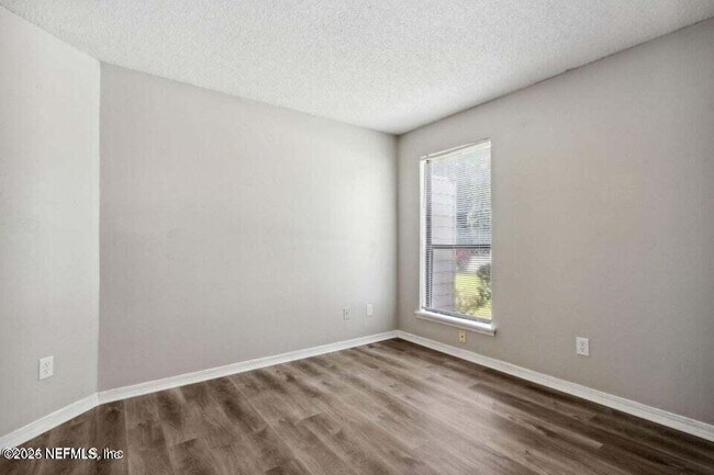 Building Photo - 10200 Belle Rive Blvd
